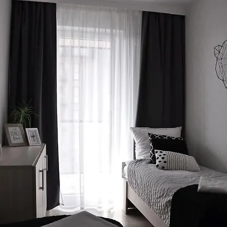 Q Gold - 3 Pokoje, Garaż, Klimatyzacja, Netflix Łódź