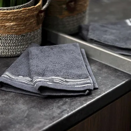 Q Gold - 3 Pokoje, Garaż, Klimatyzacja, Netflix Apartament