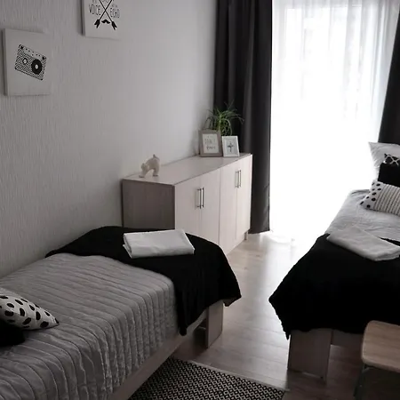 Q Gold- 3 Pokojowy Klimatyzowany Przy Manufakturze Z Garazem Gratis, Fv Apartamento *