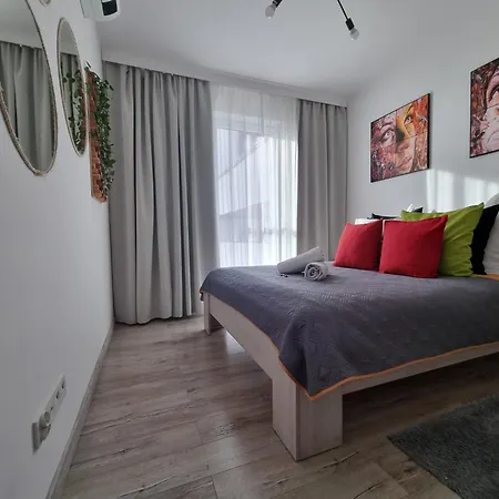 Q Gold - 3 Pokoje, Garaż, Klimatyzacja, Netflix *