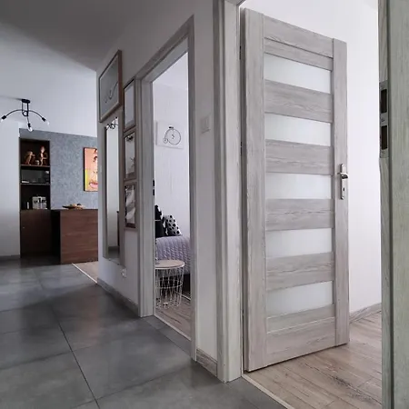 Apartament Q Gold - 3 Pokoje, Garaż, Klimatyzacja, Netflix *