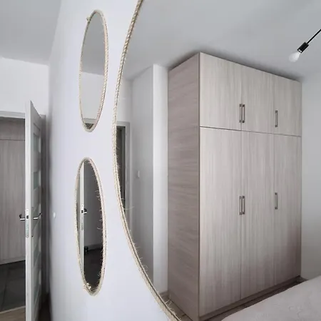 Q Gold - 3 Pokoje, Garaż, Klimatyzacja, Netflix