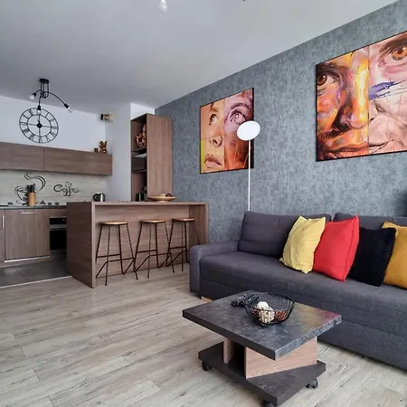 Apartament Q Gold - 3 Pokoje, Garaż, Klimatyzacja, Netflix