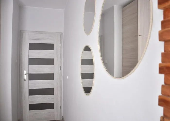 Q Gold- 3 Pokojowy Klimatyzowany Przy Manufakturze Z Garazem Gratis, Fv * 罗兹