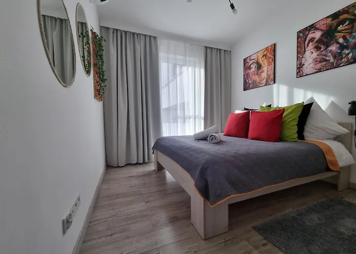 Q Gold- 3 Pokojowy Klimatyzowany Przy Manufakturze Z Garazem Gratis, Fv *